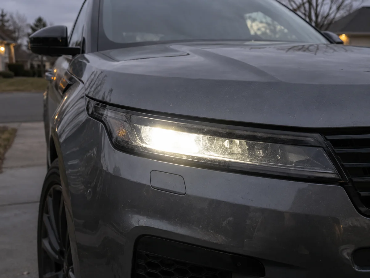 Land Rover LED headlight with its daytime running light dark and the low beam on